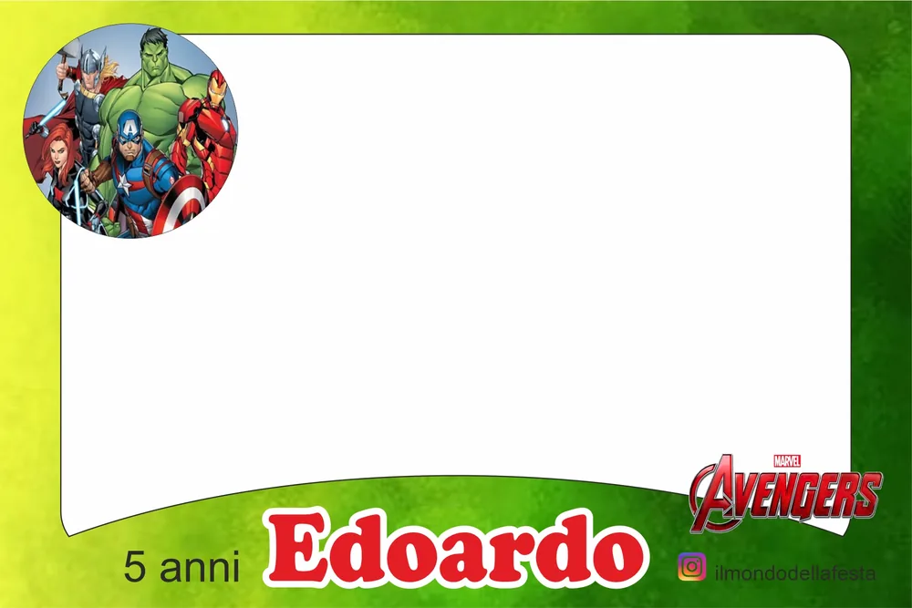 Cornice verde per il quinto compleanno di Edoardo, con lo spazio bianco al centro dove va la foto